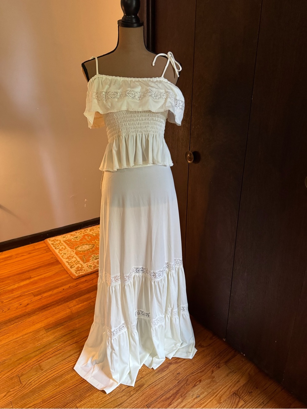 Vintage Cream Boho Prairie Western Wedding Party Set w/ Ruffles Lace Embroidery